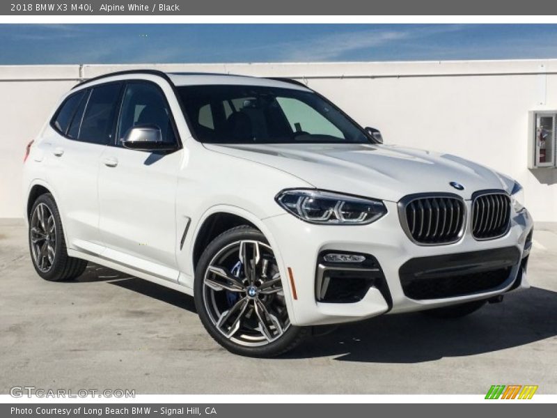 Front 3/4 View of 2018 X3 M40i