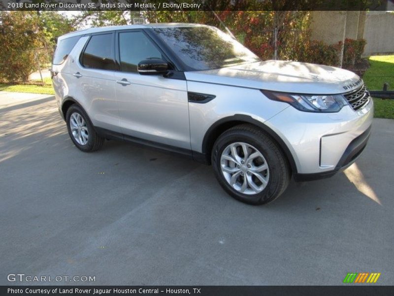 Indus Silver Metallic / Ebony/Ebony 2018 Land Rover Discovery SE