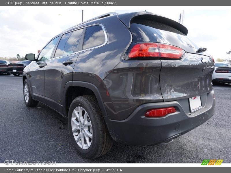 Granite Crystal Metallic / Black 2018 Jeep Cherokee Latitude Plus