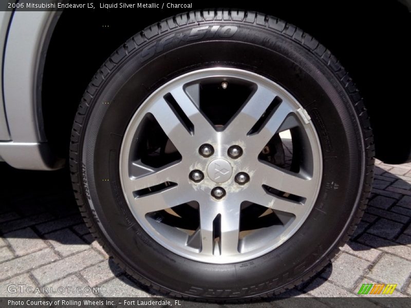 Liquid Silver Metallic / Charcoal 2006 Mitsubishi Endeavor LS