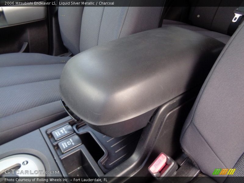 Liquid Silver Metallic / Charcoal 2006 Mitsubishi Endeavor LS