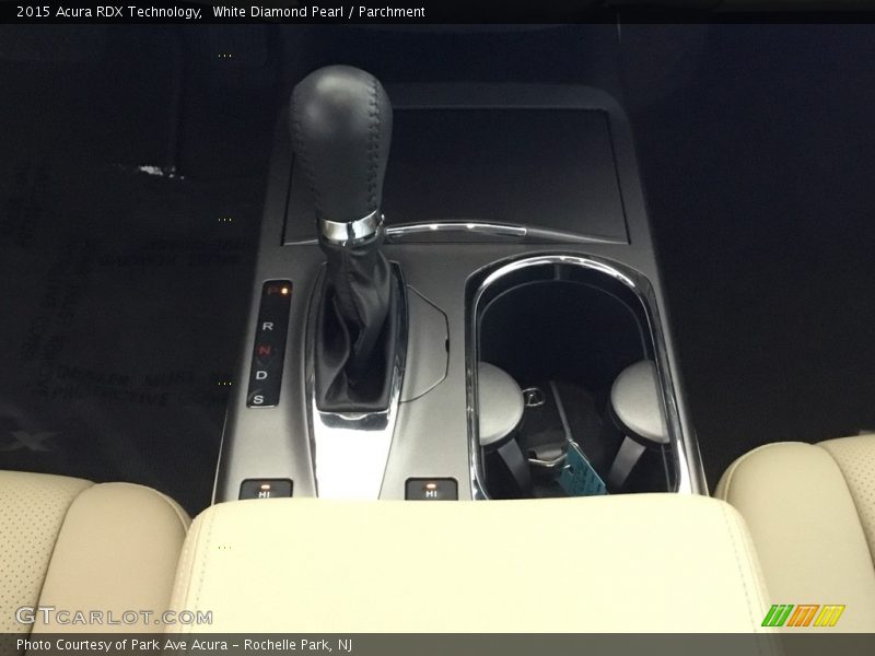 White Diamond Pearl / Parchment 2015 Acura RDX Technology