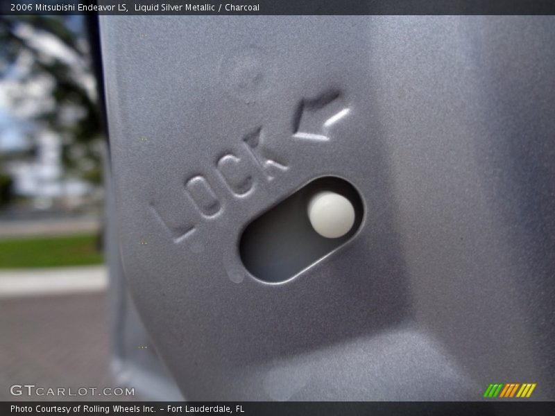 Liquid Silver Metallic / Charcoal 2006 Mitsubishi Endeavor LS