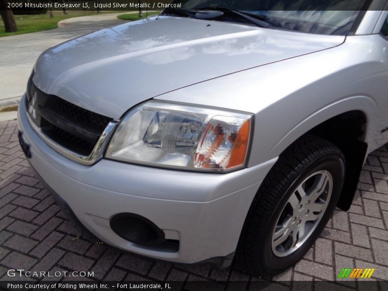 Liquid Silver Metallic / Charcoal 2006 Mitsubishi Endeavor LS