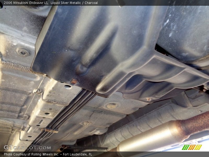 Liquid Silver Metallic / Charcoal 2006 Mitsubishi Endeavor LS