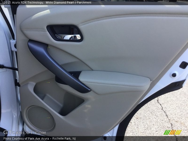 White Diamond Pearl / Parchment 2015 Acura RDX Technology