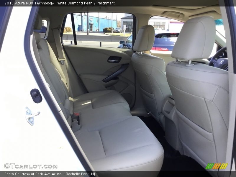 White Diamond Pearl / Parchment 2015 Acura RDX Technology