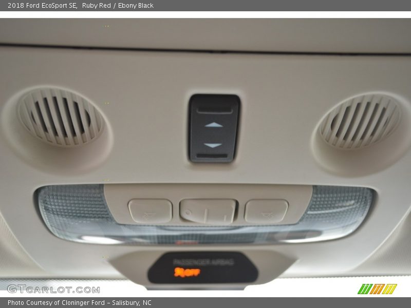 Ruby Red / Ebony Black 2018 Ford EcoSport SE