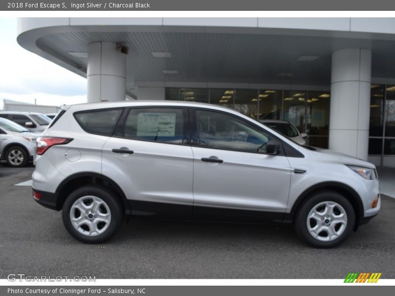 Ingot Silver / Charcoal Black 2018 Ford Escape S
