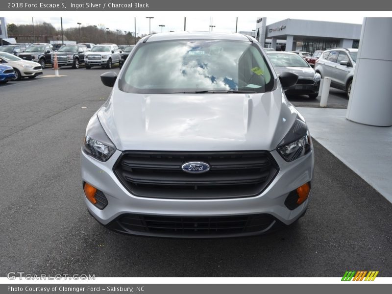 Ingot Silver / Charcoal Black 2018 Ford Escape S