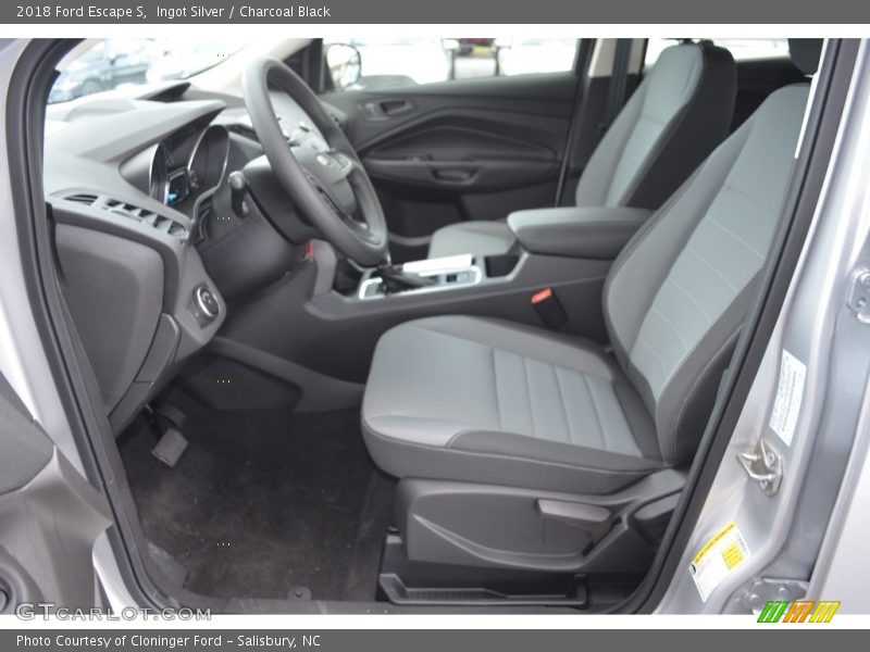 Ingot Silver / Charcoal Black 2018 Ford Escape S