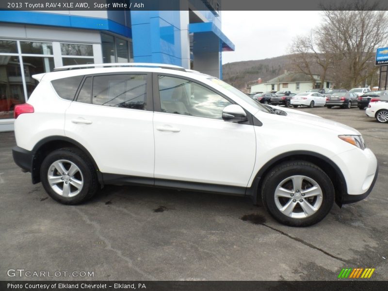 Super White / Ash 2013 Toyota RAV4 XLE AWD