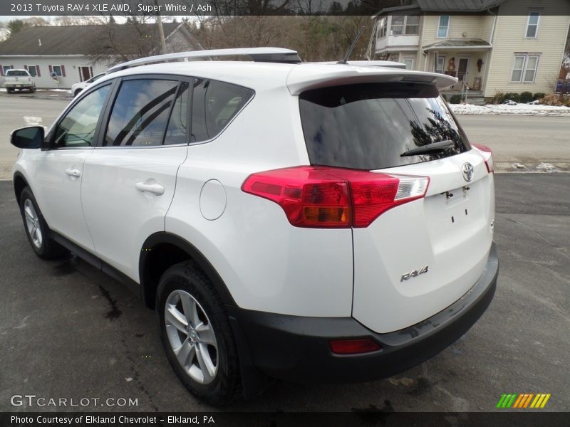 Super White / Ash 2013 Toyota RAV4 XLE AWD