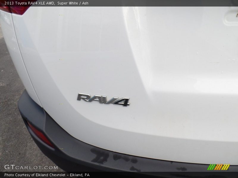 Super White / Ash 2013 Toyota RAV4 XLE AWD