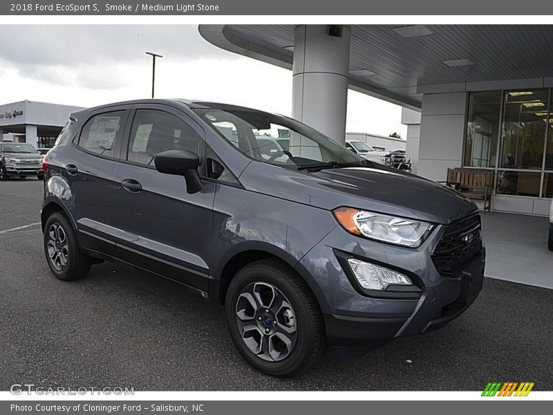 Front 3/4 View of 2018 EcoSport S