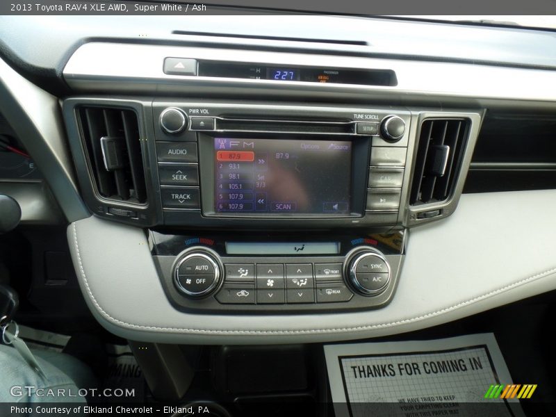 Super White / Ash 2013 Toyota RAV4 XLE AWD
