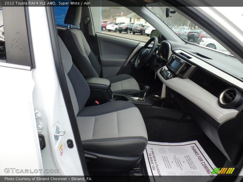 Super White / Ash 2013 Toyota RAV4 XLE AWD