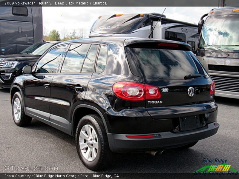 Deep Black Metallic / Charcoal 2009 Volkswagen Tiguan S