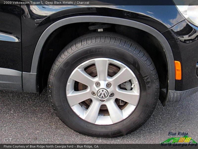 Deep Black Metallic / Charcoal 2009 Volkswagen Tiguan S