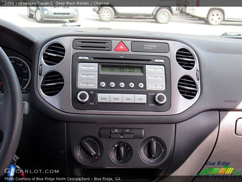 Deep Black Metallic / Charcoal 2009 Volkswagen Tiguan S