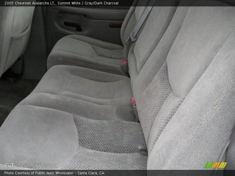 Summit White / Gray/Dark Charcoal 2005 Chevrolet Avalanche LT