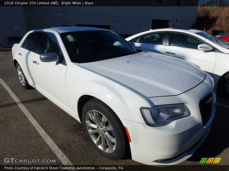 Bright White / Black 2018 Chrysler 300 Limited AWD