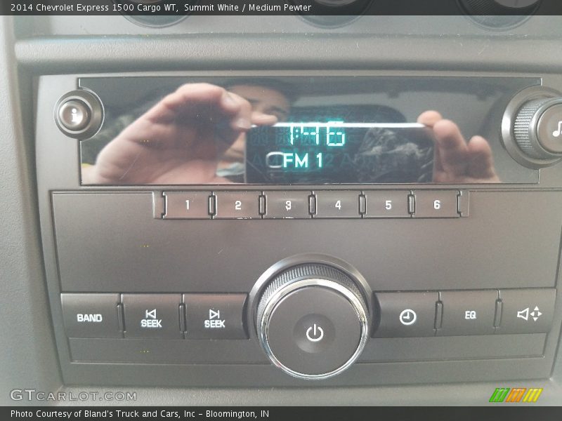 Summit White / Medium Pewter 2014 Chevrolet Express 1500 Cargo WT