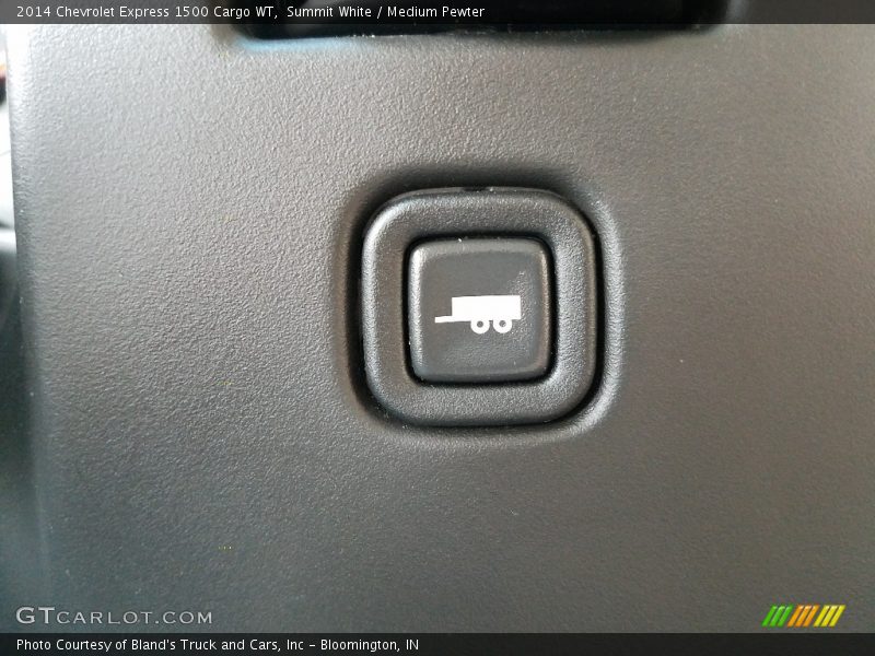 Summit White / Medium Pewter 2014 Chevrolet Express 1500 Cargo WT