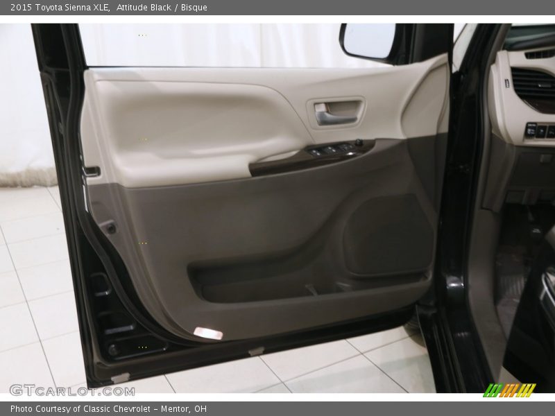 Attitude Black / Bisque 2015 Toyota Sienna XLE