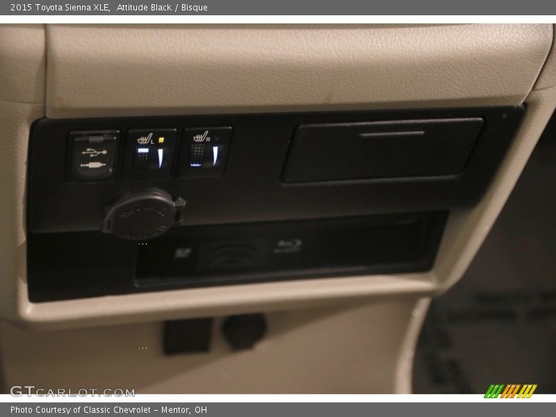 Attitude Black / Bisque 2015 Toyota Sienna XLE