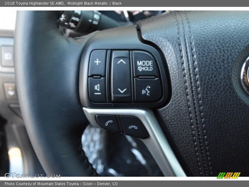 Midnight Black Metallic / Black 2018 Toyota Highlander SE AWD