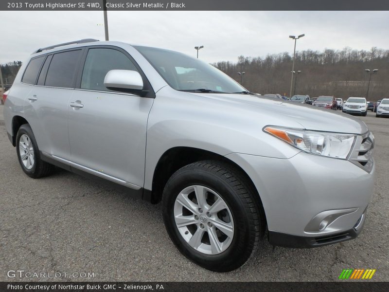 Classic Silver Metallic / Black 2013 Toyota Highlander SE 4WD