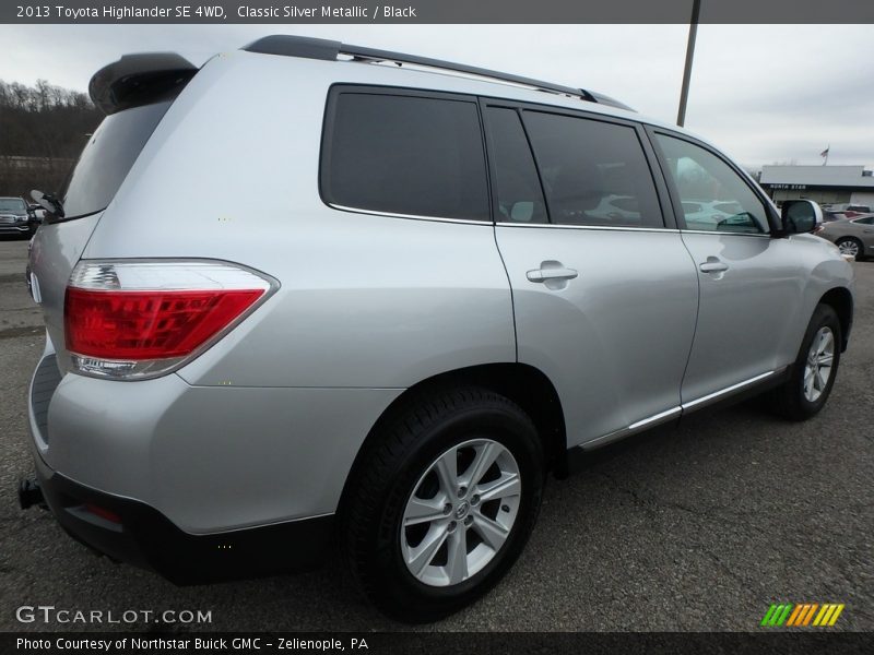Classic Silver Metallic / Black 2013 Toyota Highlander SE 4WD
