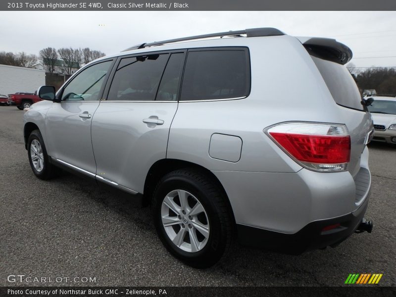 Classic Silver Metallic / Black 2013 Toyota Highlander SE 4WD