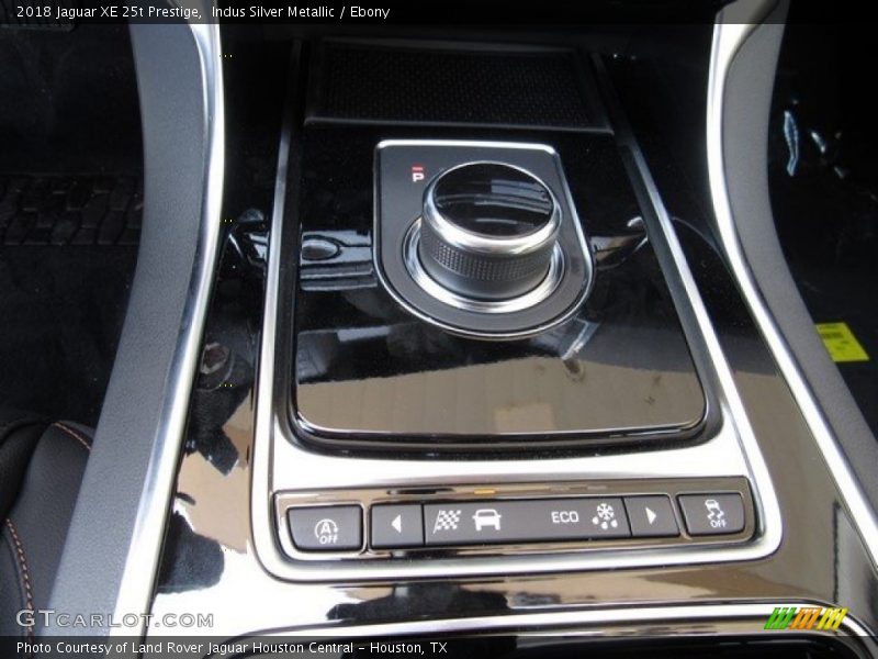 Indus Silver Metallic / Ebony 2018 Jaguar XE 25t Prestige