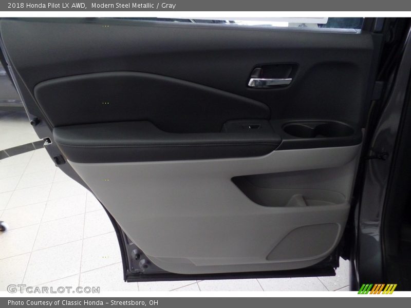 Modern Steel Metallic / Gray 2018 Honda Pilot LX AWD