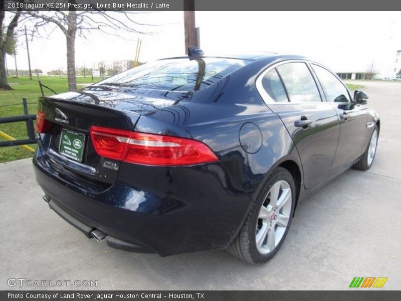 Loire Blue Metallic / Latte 2018 Jaguar XE 25t Prestige