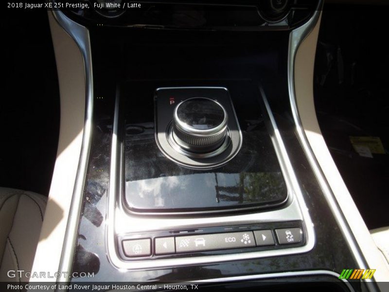 Fuji White / Latte 2018 Jaguar XE 25t Prestige