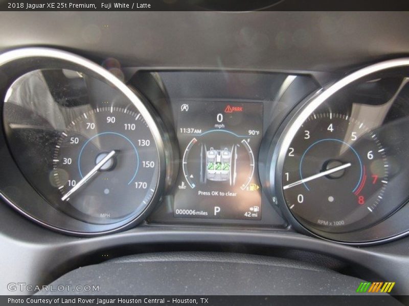 Fuji White / Latte 2018 Jaguar XE 25t Premium