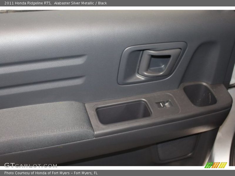 Alabaster Silver Metallic / Black 2011 Honda Ridgeline RTS