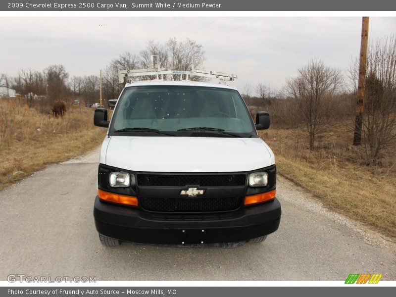 Summit White / Medium Pewter 2009 Chevrolet Express 2500 Cargo Van