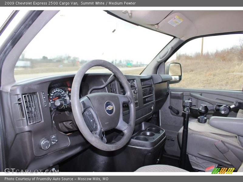 Summit White / Medium Pewter 2009 Chevrolet Express 2500 Cargo Van