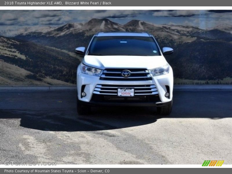 Blizzard White Pearl / Black 2018 Toyota Highlander XLE AWD