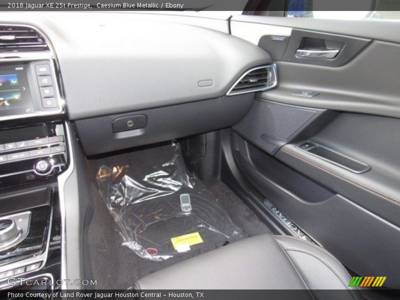 Caesium Blue Metallic / Ebony 2018 Jaguar XE 25t Prestige