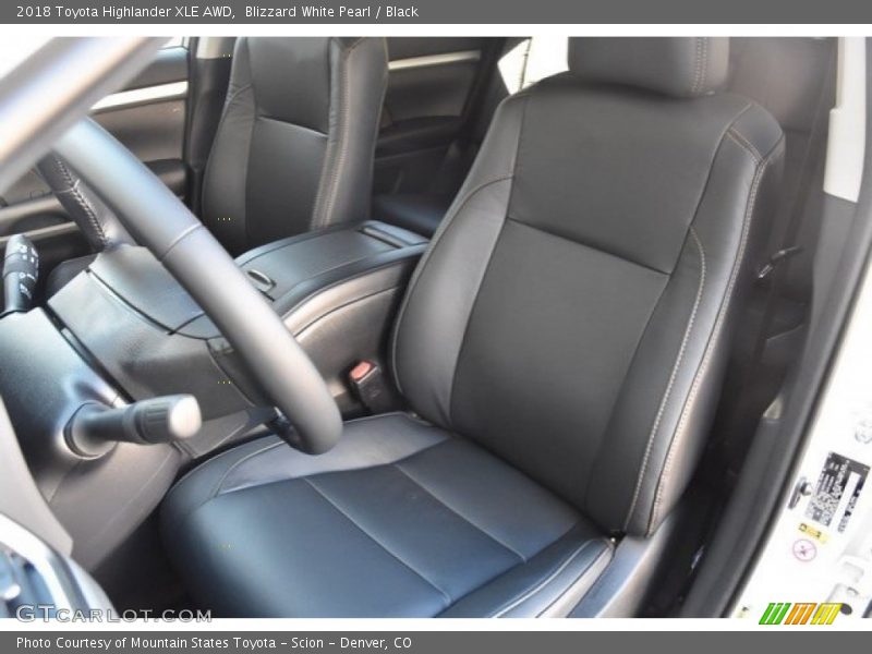 Blizzard White Pearl / Black 2018 Toyota Highlander XLE AWD