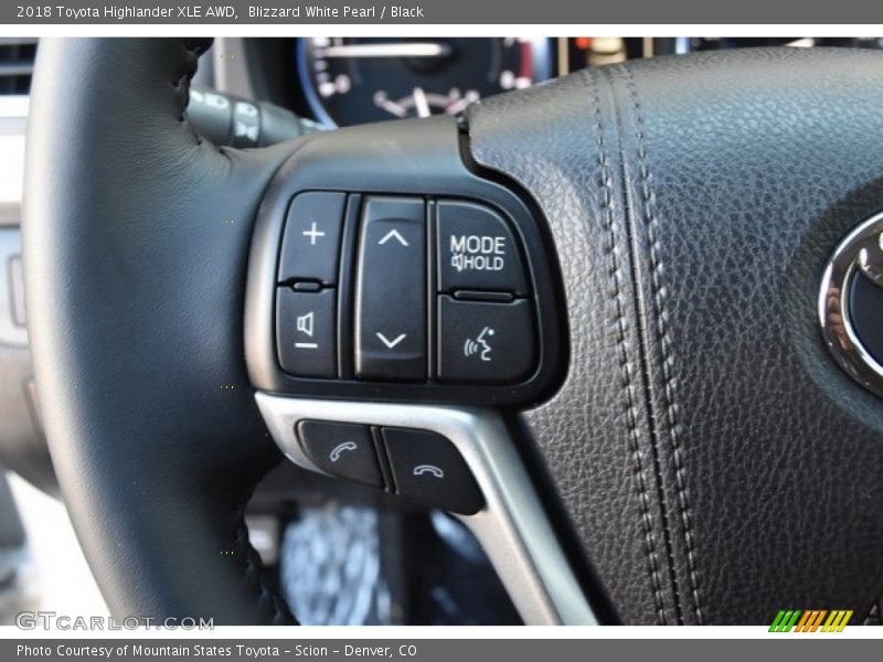 Blizzard White Pearl / Black 2018 Toyota Highlander XLE AWD