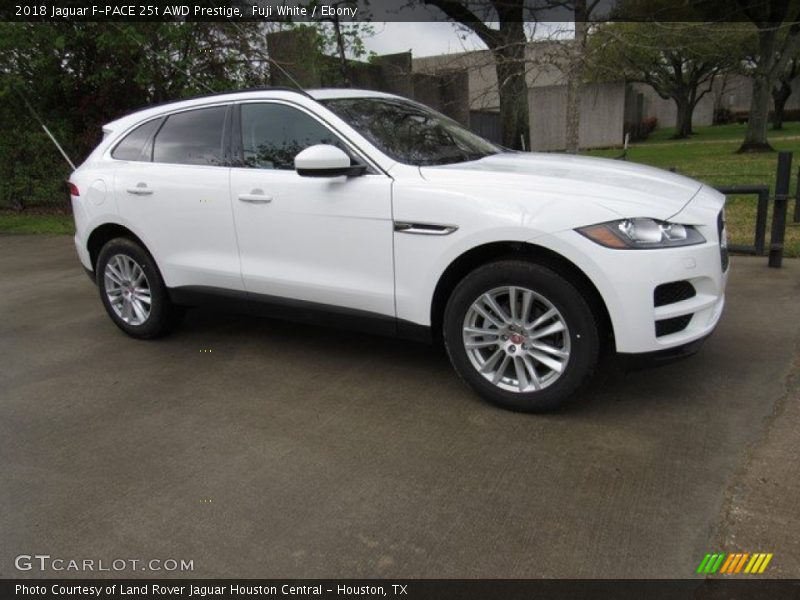 Fuji White / Ebony 2018 Jaguar F-PACE 25t AWD Prestige