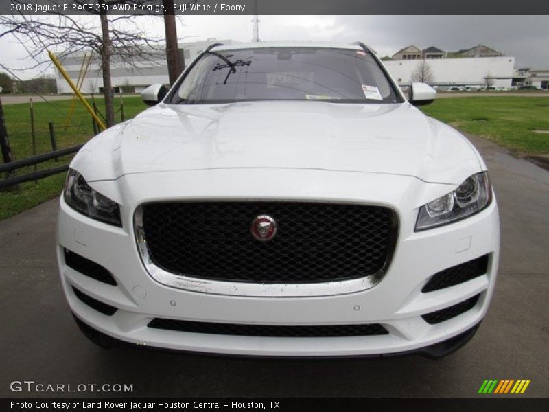 Fuji White / Ebony 2018 Jaguar F-PACE 25t AWD Prestige