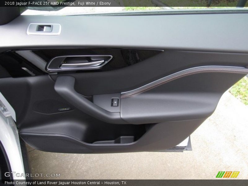 Fuji White / Ebony 2018 Jaguar F-PACE 25t AWD Prestige