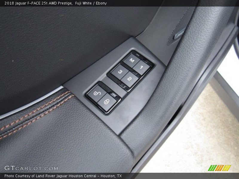 Fuji White / Ebony 2018 Jaguar F-PACE 25t AWD Prestige